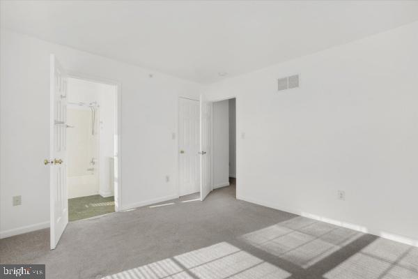 Building Photo - 655 Fisher Dr