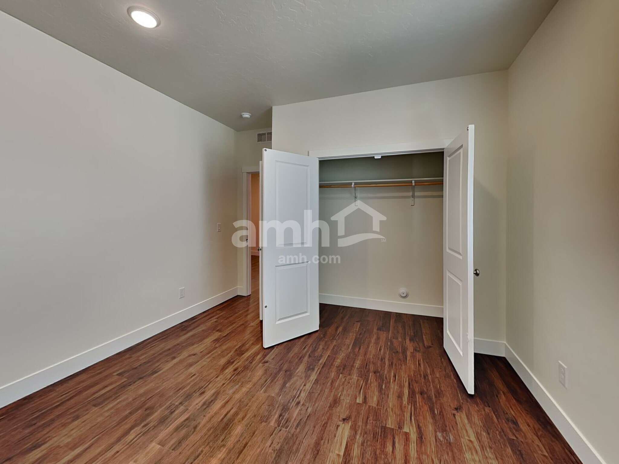 Building Photo - 941 N Rivermist Pl
