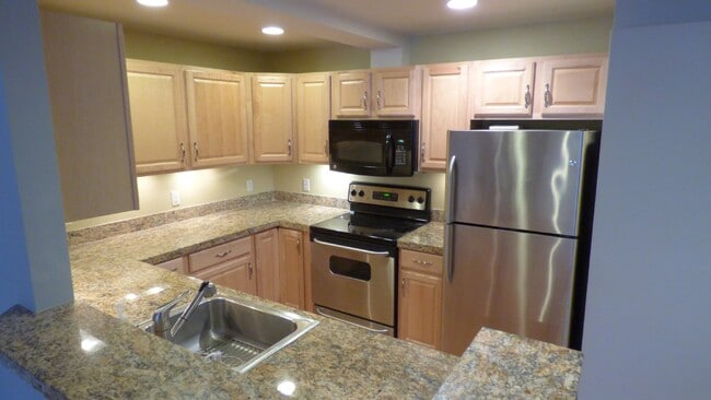 Building Photo - 2BR/1BA Park Hill Condo in Denver - MOVE I...