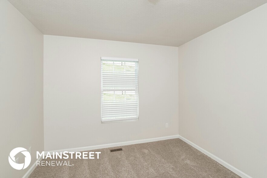 Building Photo - 3328 Stamps Ln