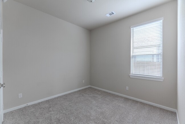 Building Photo - 8026 Whisper Grove Dr