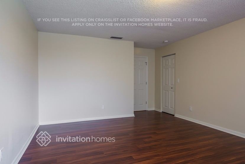 Building Photo - 8211 NW 53rd St