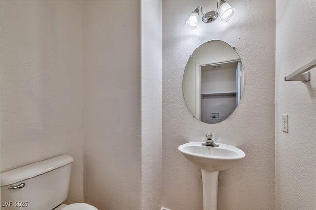 Building Photo - 9979 Keephills St