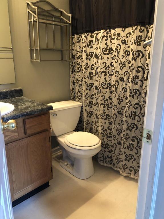 Building Photo - 5971 Gadsen Dr