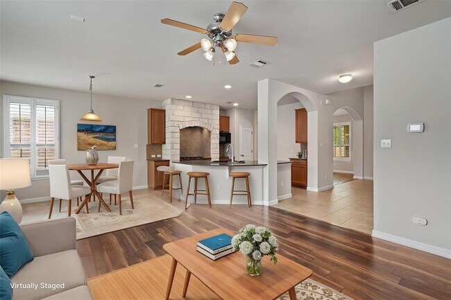 Building Photo - 404 Arrowhead Trail
