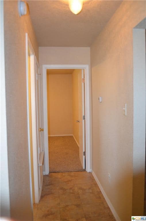 Building Photo - 3711 Lakecrest Dr