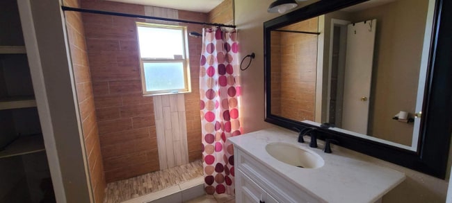 Building Photo - 8289 Pelican Rd