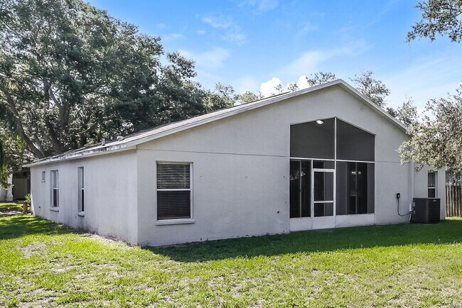 Building Photo - 11239 Lake Lanier Dr