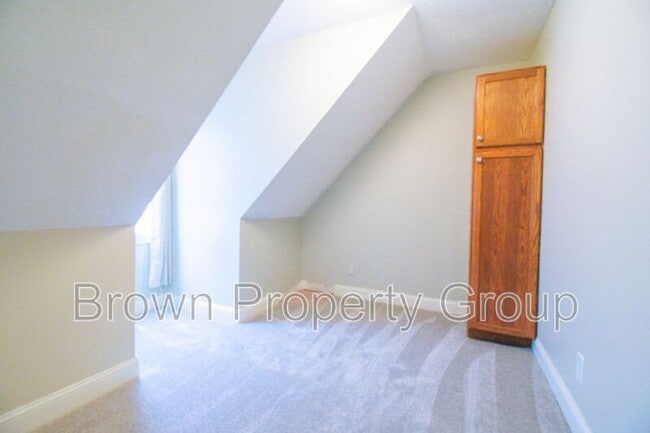 Building Photo - 118 N Dakota Ct