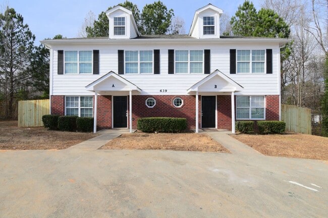 Building Photo - 639 Mill Stone Bluff