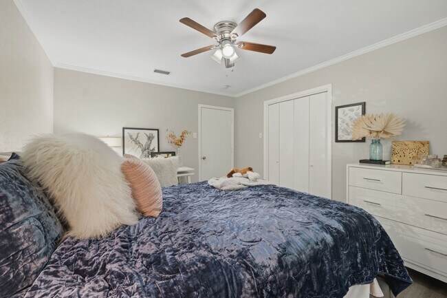 Building Photo - 5119 Creighton Dr