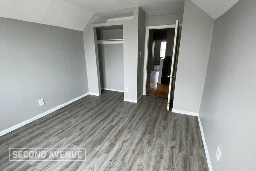 Building Photo - 6543 S Claremont Ave