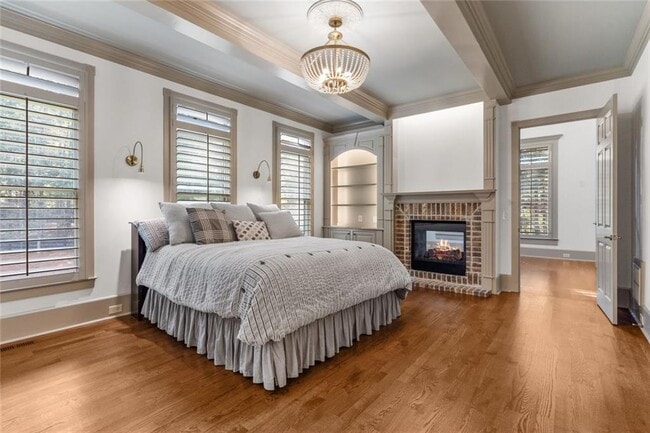 Building Photo - 390 Hembree Rd