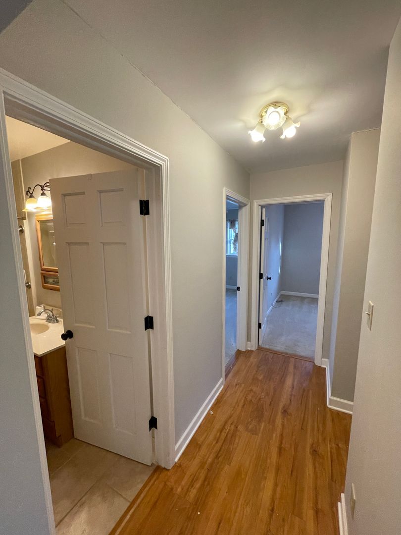 Building Photo - 6217 Aragon Dr