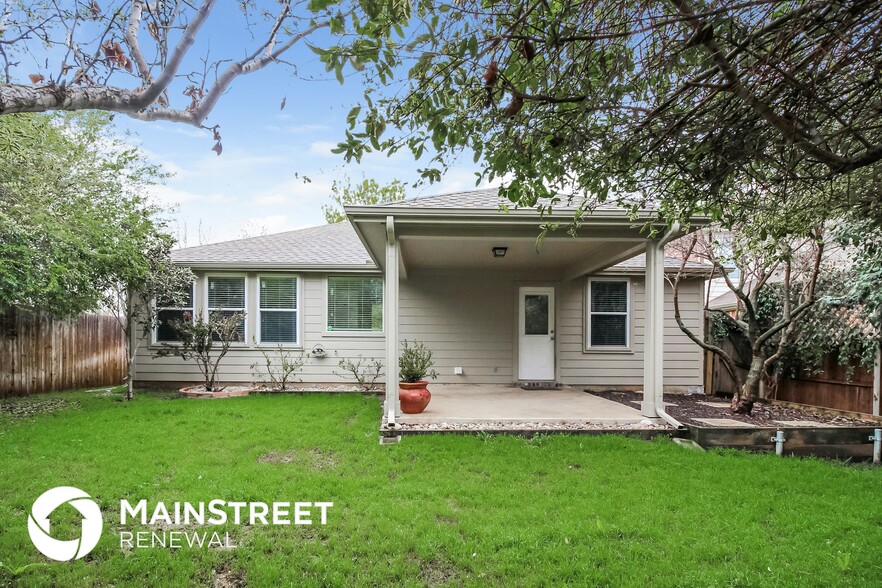 Building Photo - 1921 Morning Dove Dr