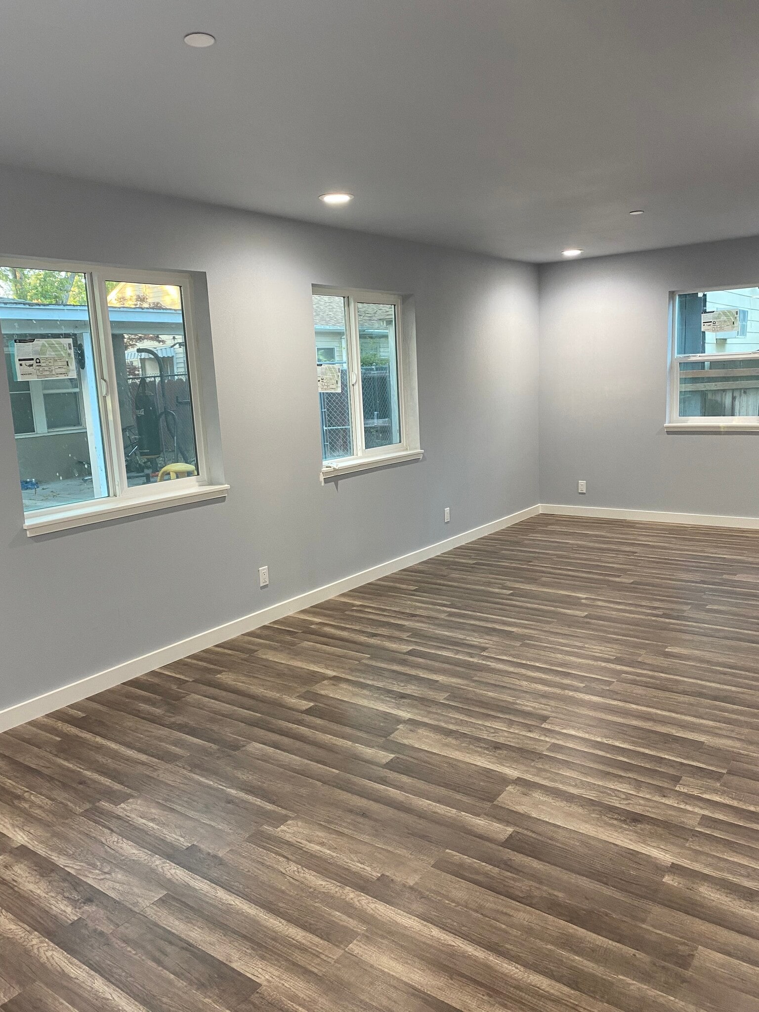 Downstairs room - 210 Burney St