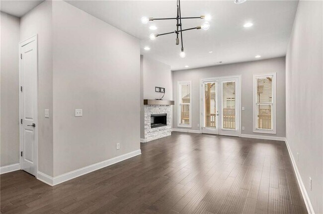 Building Photo - 4312 Parkside Pl