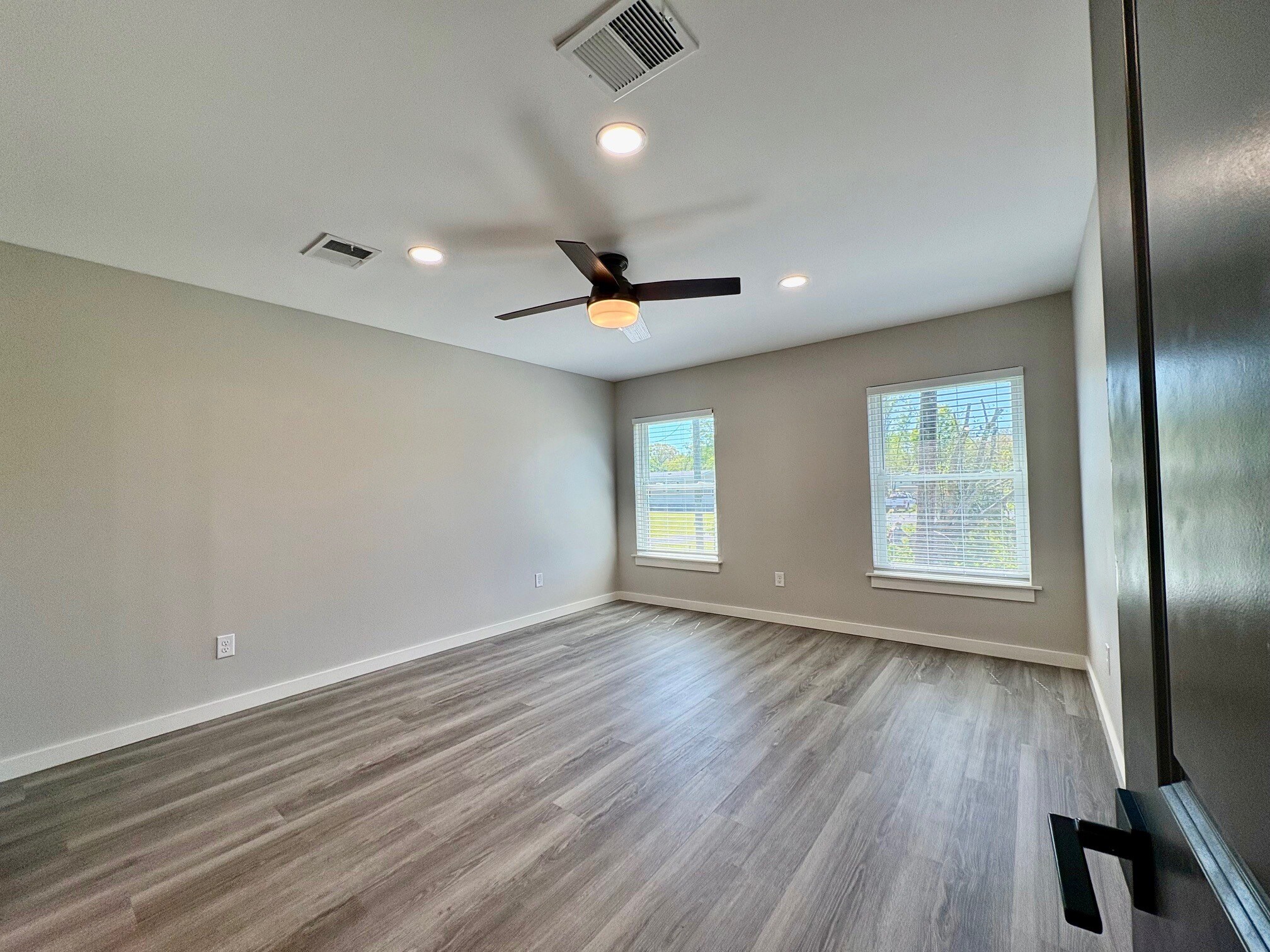 Master Bed - 45263 Stringer Bridge Rd