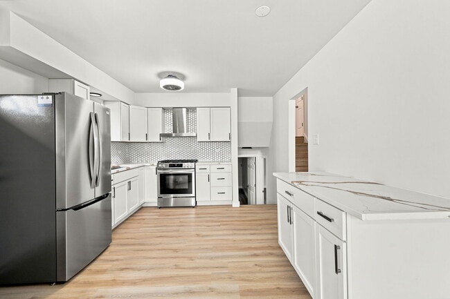 Building Photo - 9300 Major Ave