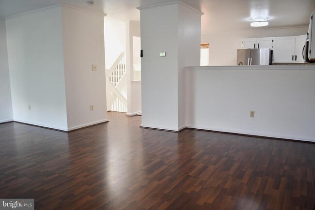 Building Photo - 123 Westover Dr