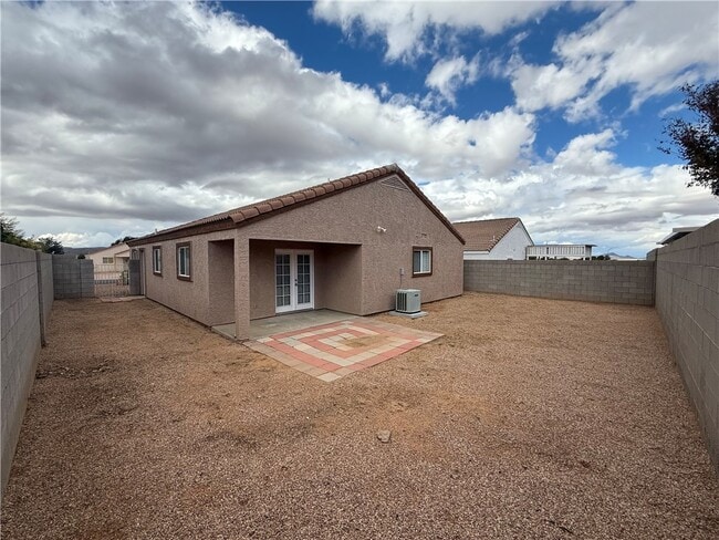 Building Photo - 3416 N Yuma St