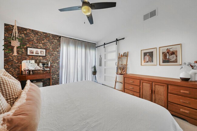 Building Photo - 51685 Avenida Herrera