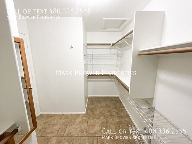 Building Photo - 7347 E Navarro Ave