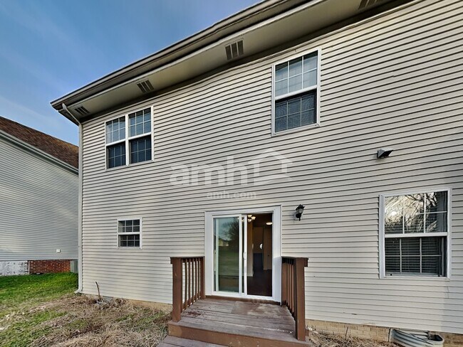 Building Photo - 3058 Romain Trail