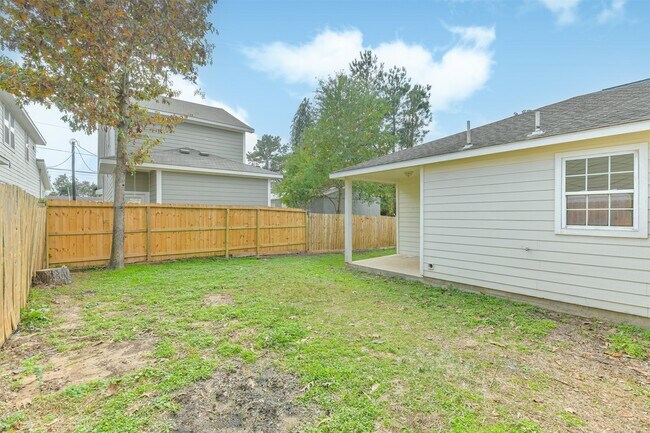 Building Photo - 16913 W Juneau St