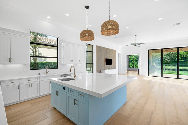 Building Photo - 9599 Moritz Way