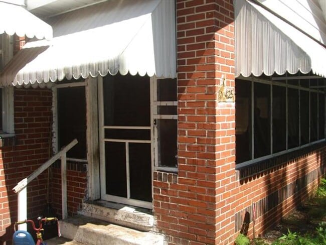 Building Photo - Nice home in the Norwood area- Very Quiet!!!!