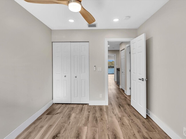 Building Photo - 1381 NW 99th Ave