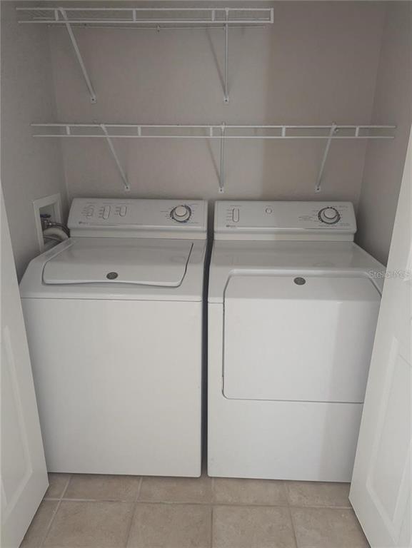 Building Photo - 4216 Central Sarasota Pkwy