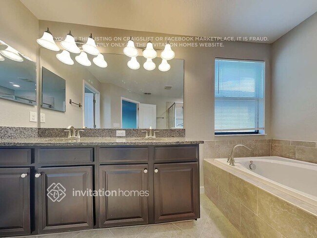 Building Photo - 28432 Pleasant Bay Lp