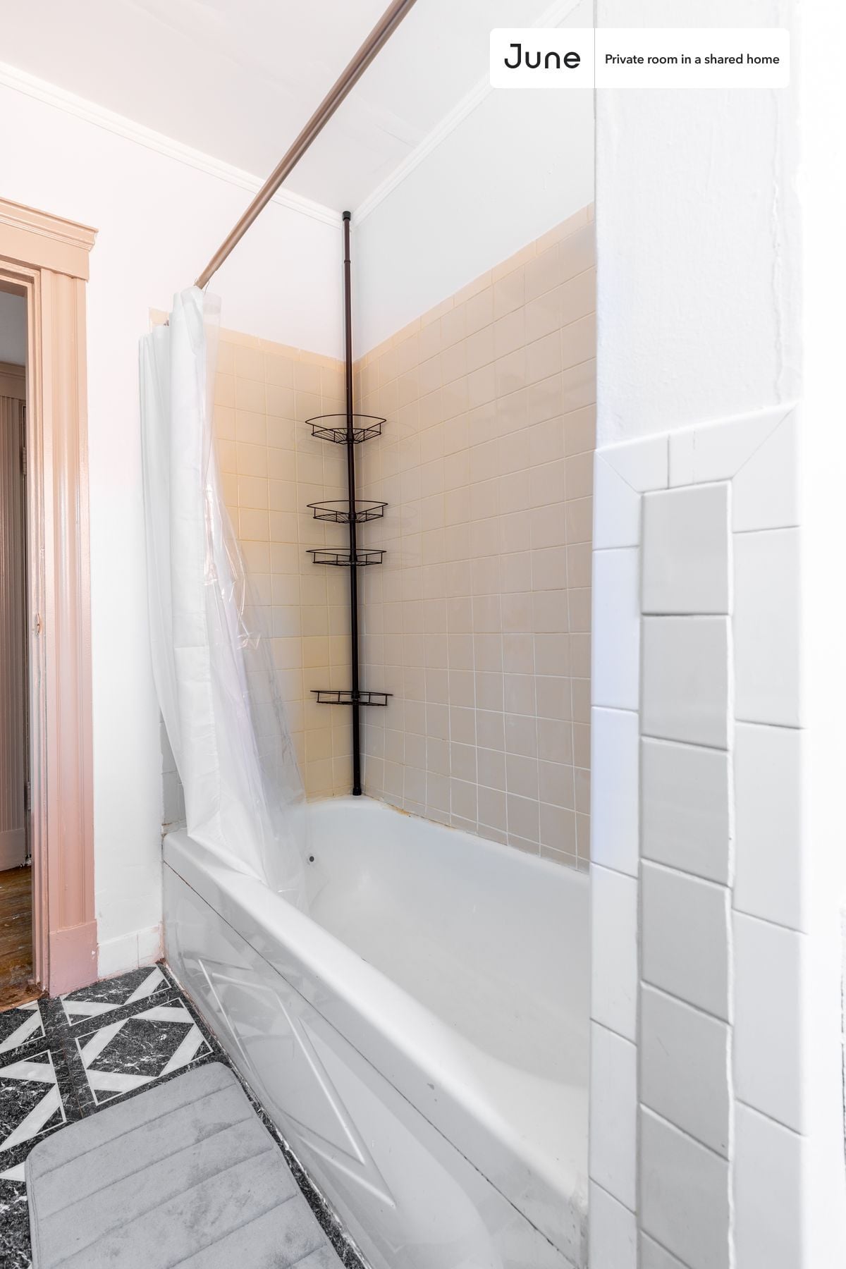 Building Photo - Room in Shared 3 bed/1 bath home in Roxbury
