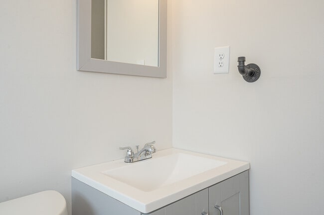Updated Bathroom - 1140 12th St S