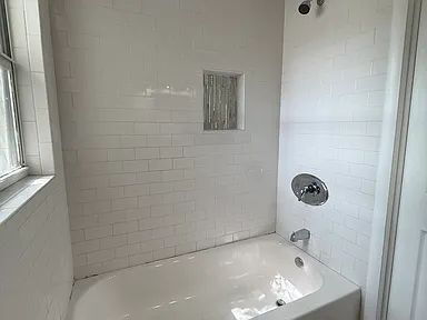 Building Photo - Prime Tampa Location | Charming 3BR Near Downtown & Airport