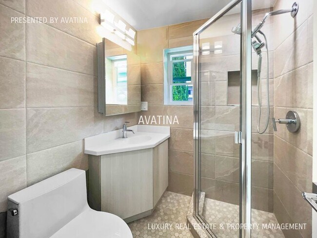 Building Photo - 244 Kapili St-