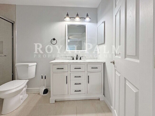 Building Photo - Newly Renovated 3BR/2BTH Fort Myers Home with Bright Layout & New Appliances