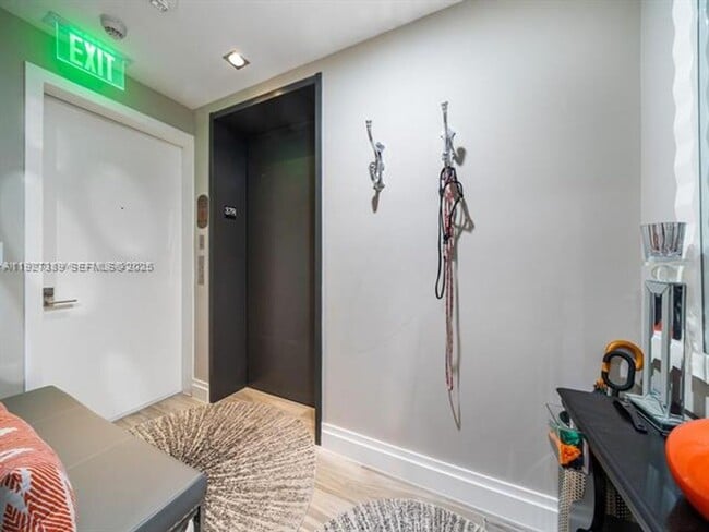 Building Photo - 801 S Miami Ave