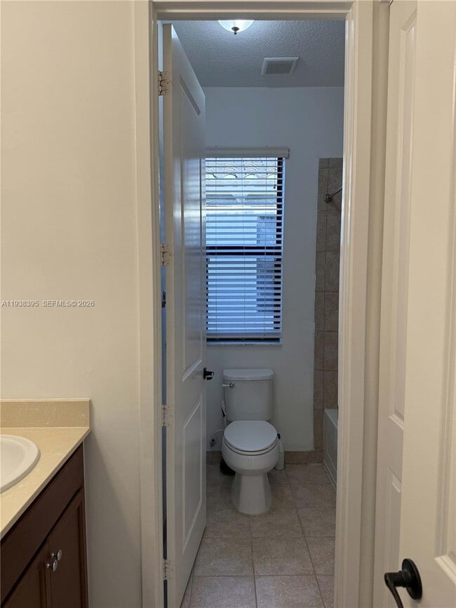 Building Photo - 3299 W 96 Pl