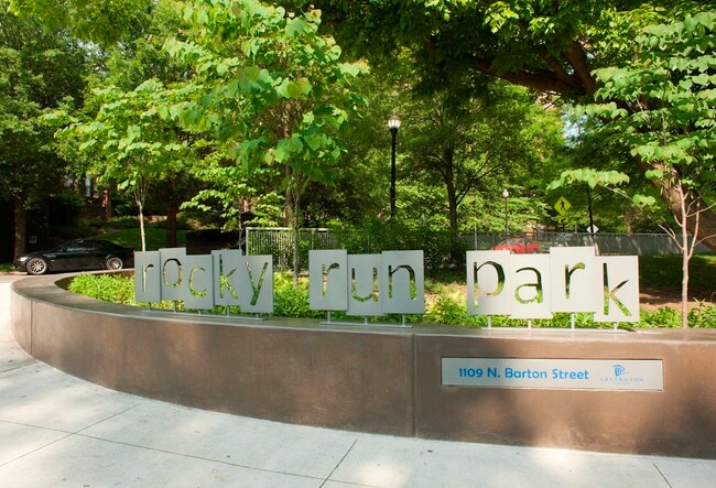 Building Photo - 1276 N Wayne St