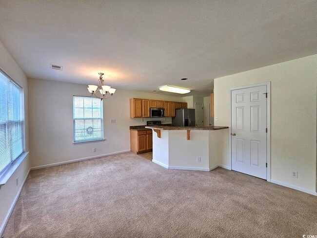 Building Photo - 338 Junco Cir