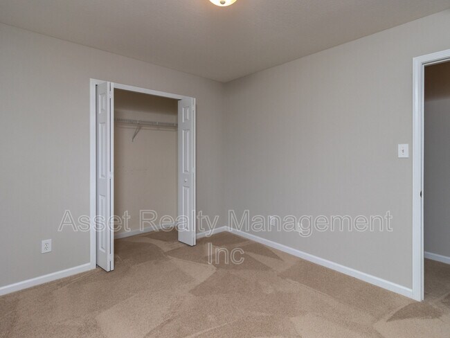 Building Photo - 2123 Cartmill Dr