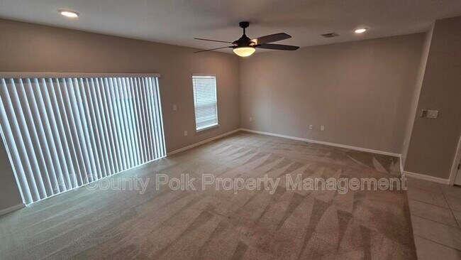 Building Photo - 3867 Hampstead Ln