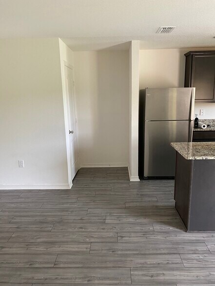 Building Photo - 5428 Companion Ln