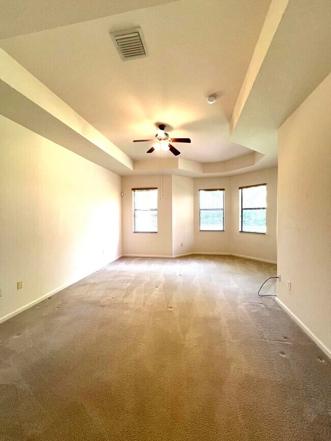 Building Photo - 9774 Isles Cay Dr