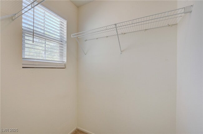Building Photo - 9252 Valley Ranch Ave