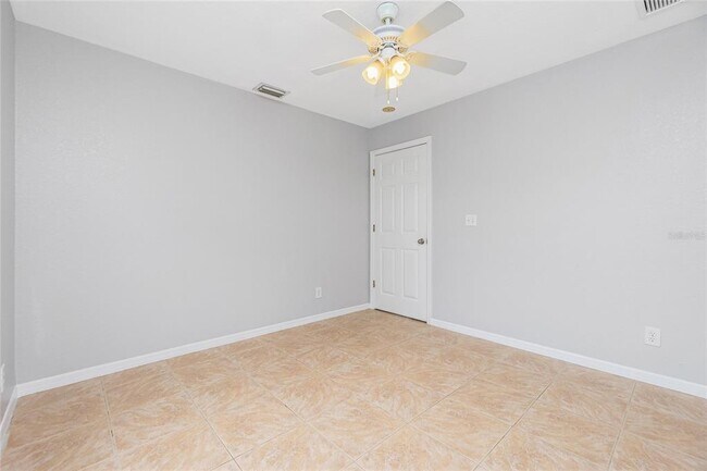 Building Photo - 11708 Willmington Blvd