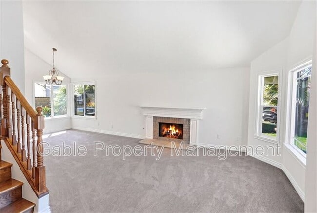 Building Photo - 28012 Florence Ln